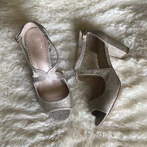 Journee Collection Open Toe Glitter Pumps